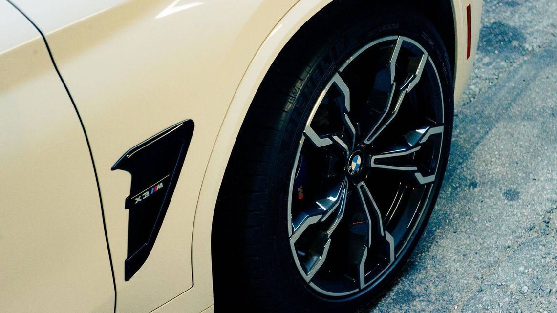 BMW & Michelin