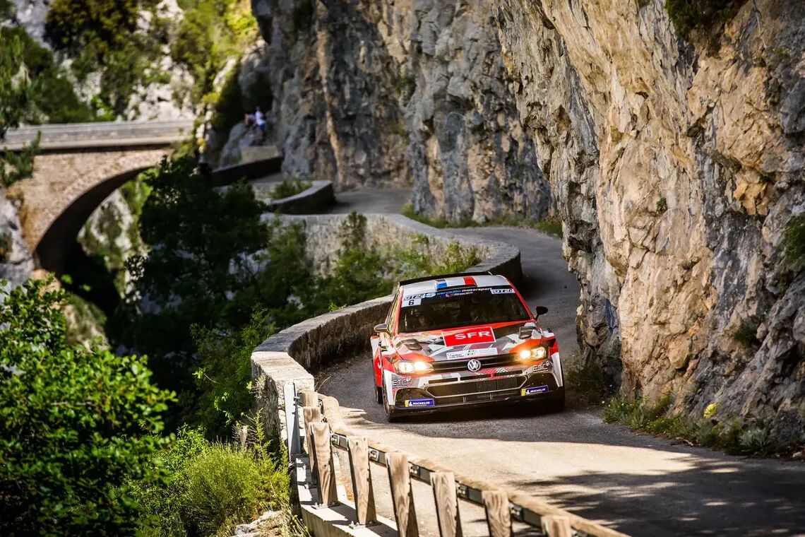 Découvrez les pneus et solutions Michelin pour le sport automobile