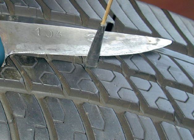 cl0lwrngd0hir01n3tbwnsu2r tyre repair step 4 full