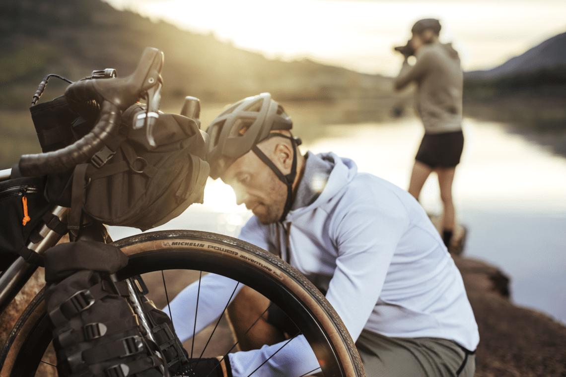 How to use bike tyre sealant ?