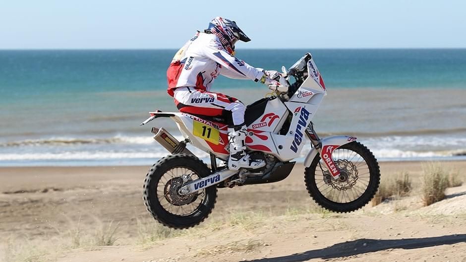 cjgmbai7f1vy80nqv328vwawk moto edito dakar6 why michelin max