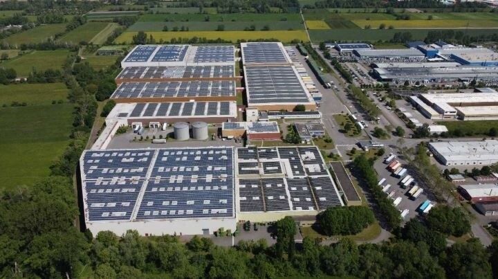 clsioay7j04o701nvq7y46rl8 logistikzentrum landau max