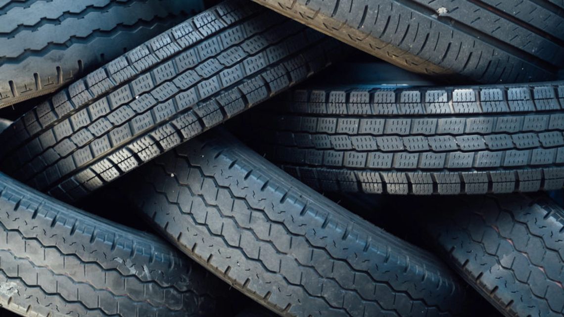 zu9l9rurw242u6hdbeee9wjd ck0mi7aj60jle0qqqg5d3n51u replace tyres full