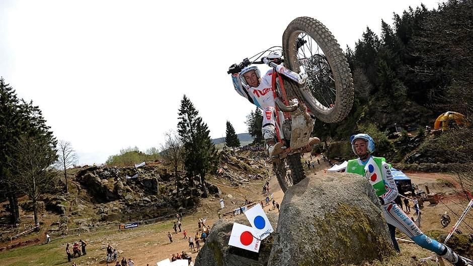 cjgmd68gw2pml0noi3yzcne0s moto edito trial4 why michelin max