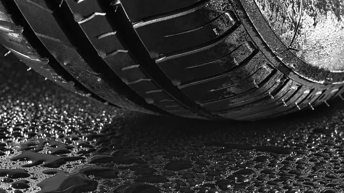 ck1ngzz1h0b0g0jmwstewi9on tyre