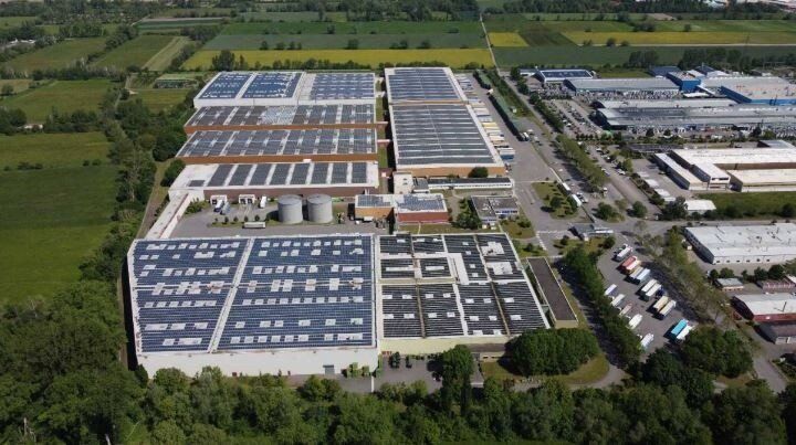 clsioay7j04o701nvq7y46rl8 logistikzentrum landau max