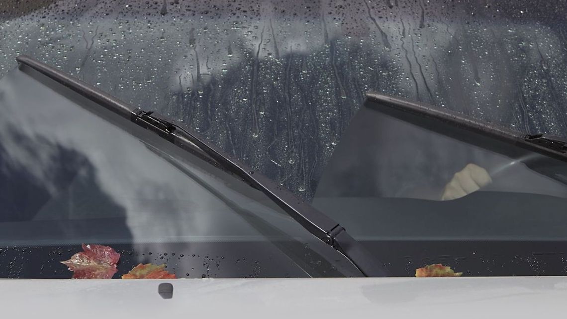 check wiper blades 1920x1080px