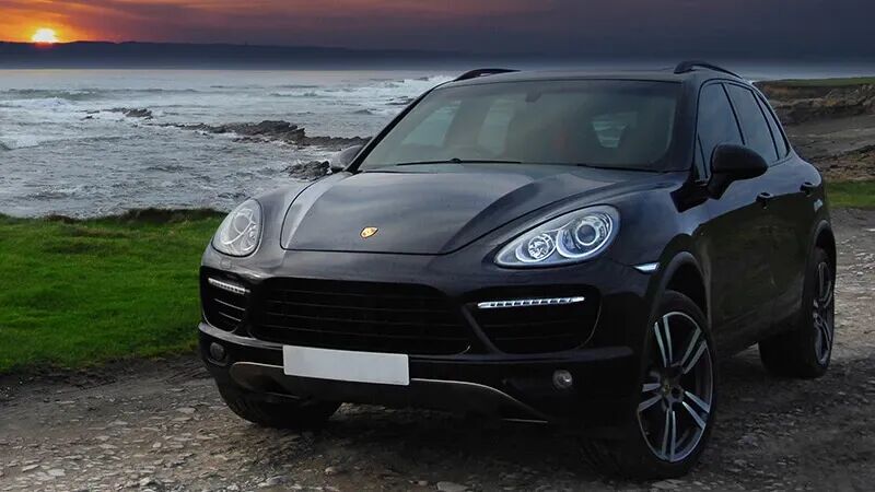 ck0gfgigh0arj0jp6tv30qkb9 porsche cayenne turbo s