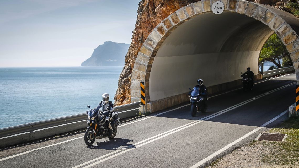 Beim Fahren in der Gruppe muss der richtige Abstand eingehalten werden.