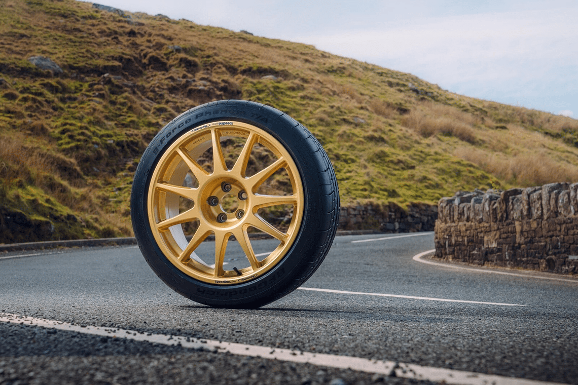 g control sidewall insert