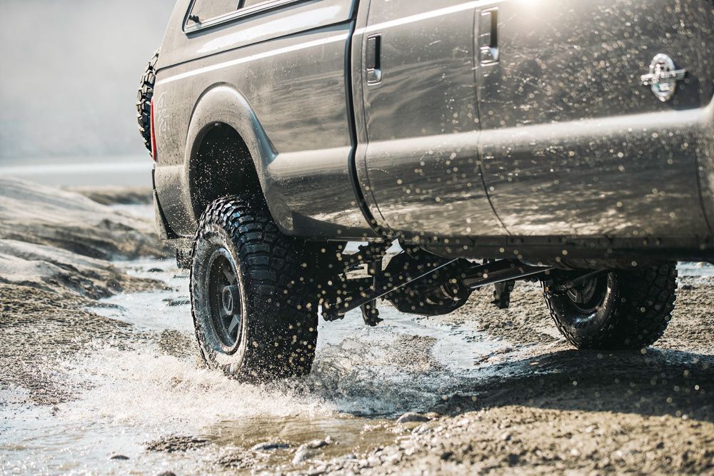 cjul8no3j00er0omuuz9rtrp9 bfgoodrich tires km3 mud terrain 045 2 max