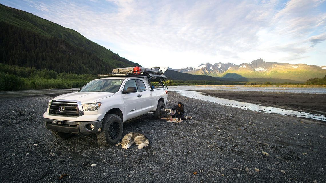Lund and Coucke drove from Colorado through Oregon and Washington