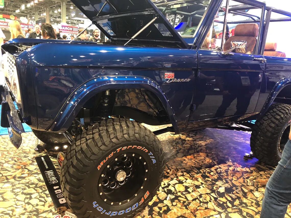 cjp7yzcd81a040oo9bebdc138 sema tire letters 1 max 1