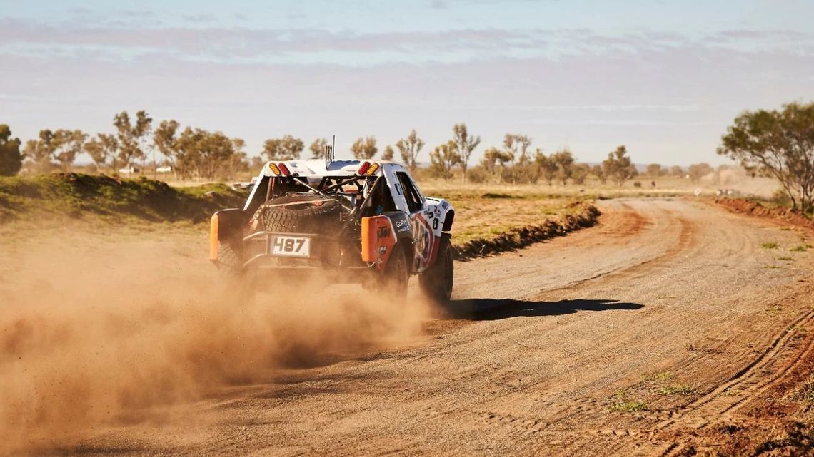 cjnugufhr14l20oqfudp8h5xp racing pickup back dust max