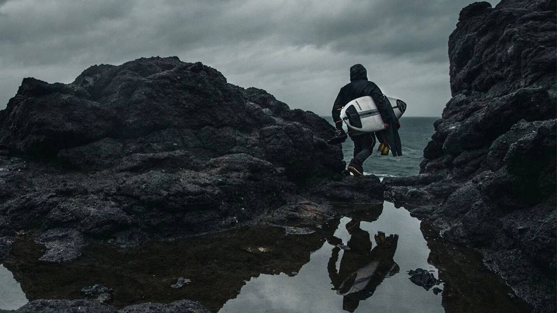 Pro Surfer, Amateur Meteorologist 01