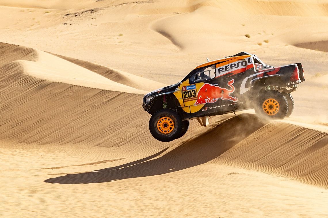 cm5qt2mb106g401ld12cld7sb si202501050040 max