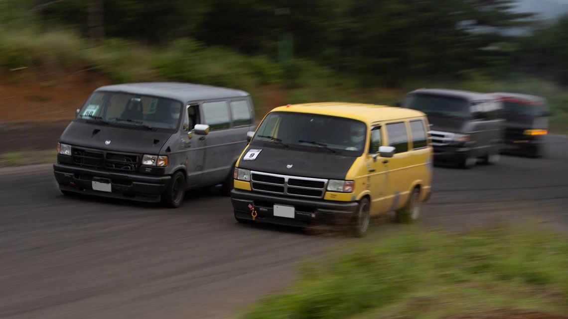dajiban how the humble dodge ram van rose to racing stardom in japan 03